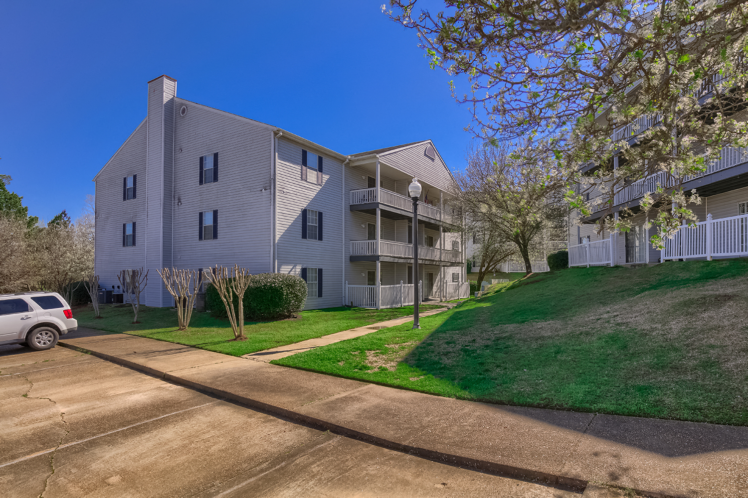 Images & Video | Northwood Place Apartments
